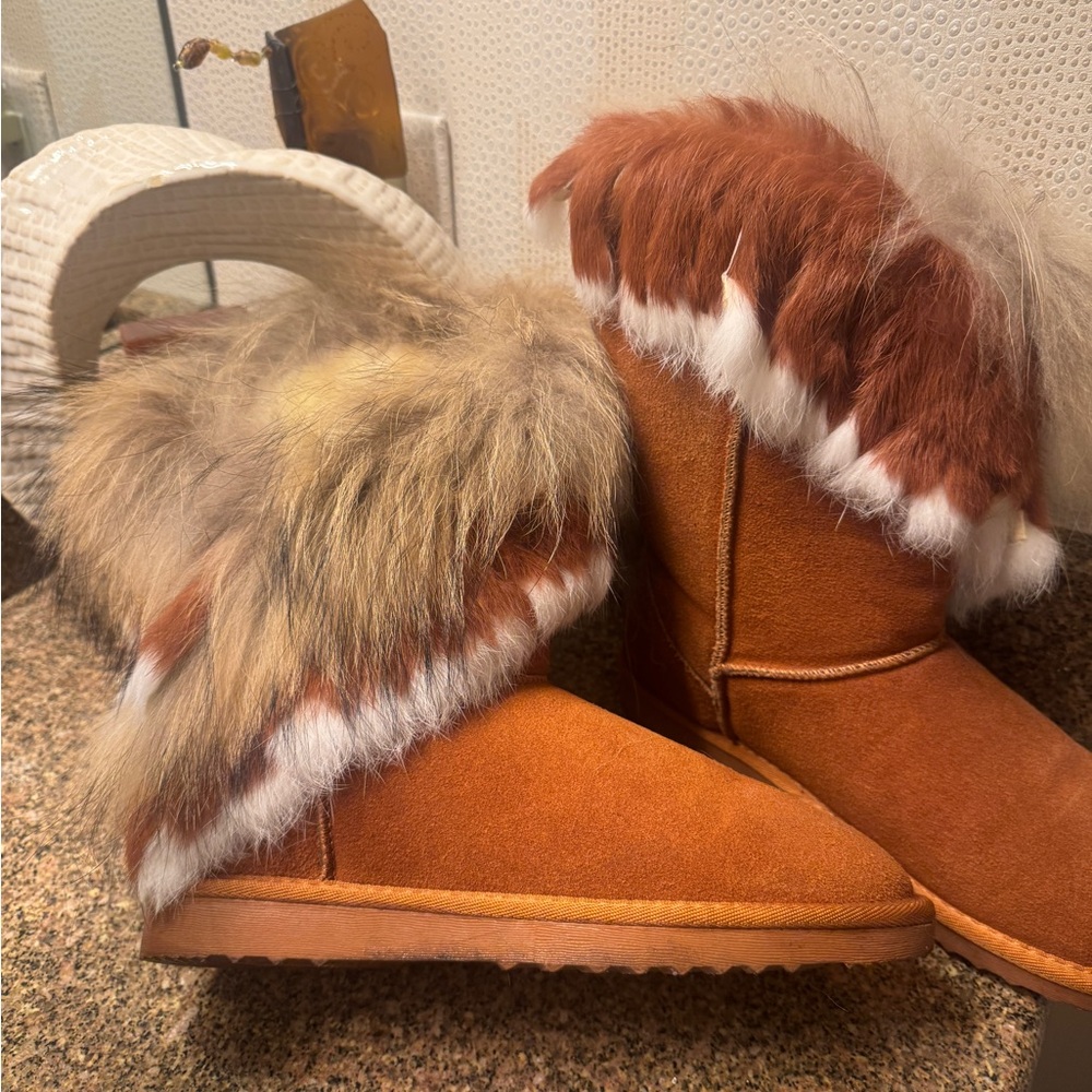 Cape Robbin chestnut Faux Fur Trimmed Boots (8) - Picture 8 of 8